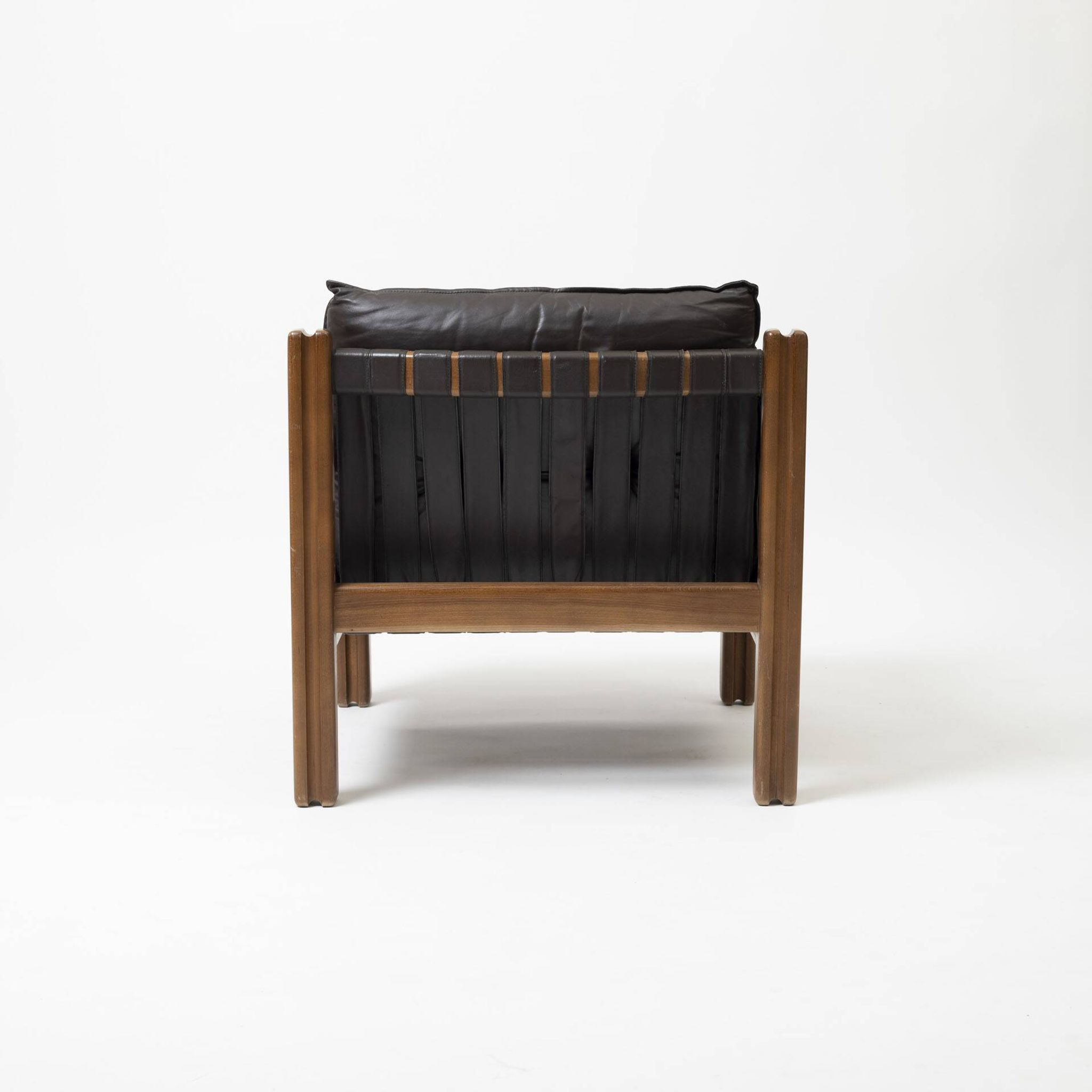 Pair of lounge chairs produced by TON in wood and brown leather, Czechoslovakia, 1990s