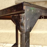 Riveted welder table