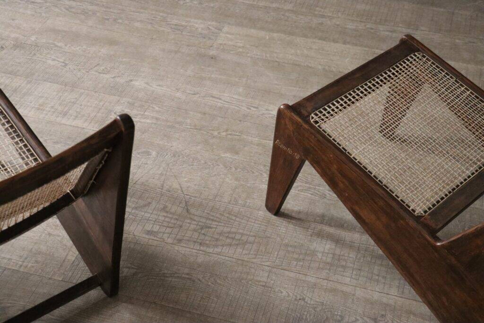 Pierre Jeanneret Kangaroo Chairs PJ-SI-59, India, 1955