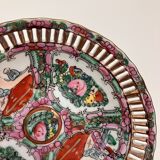 Small ramekin salad bowl in 19th century Chinese porcelain