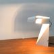 Lampe de table tole minimaliste italienne de l'âge spatial du milieu du siècle par G. Grego, années 1960.