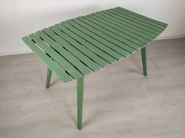 Table de jardin pliante