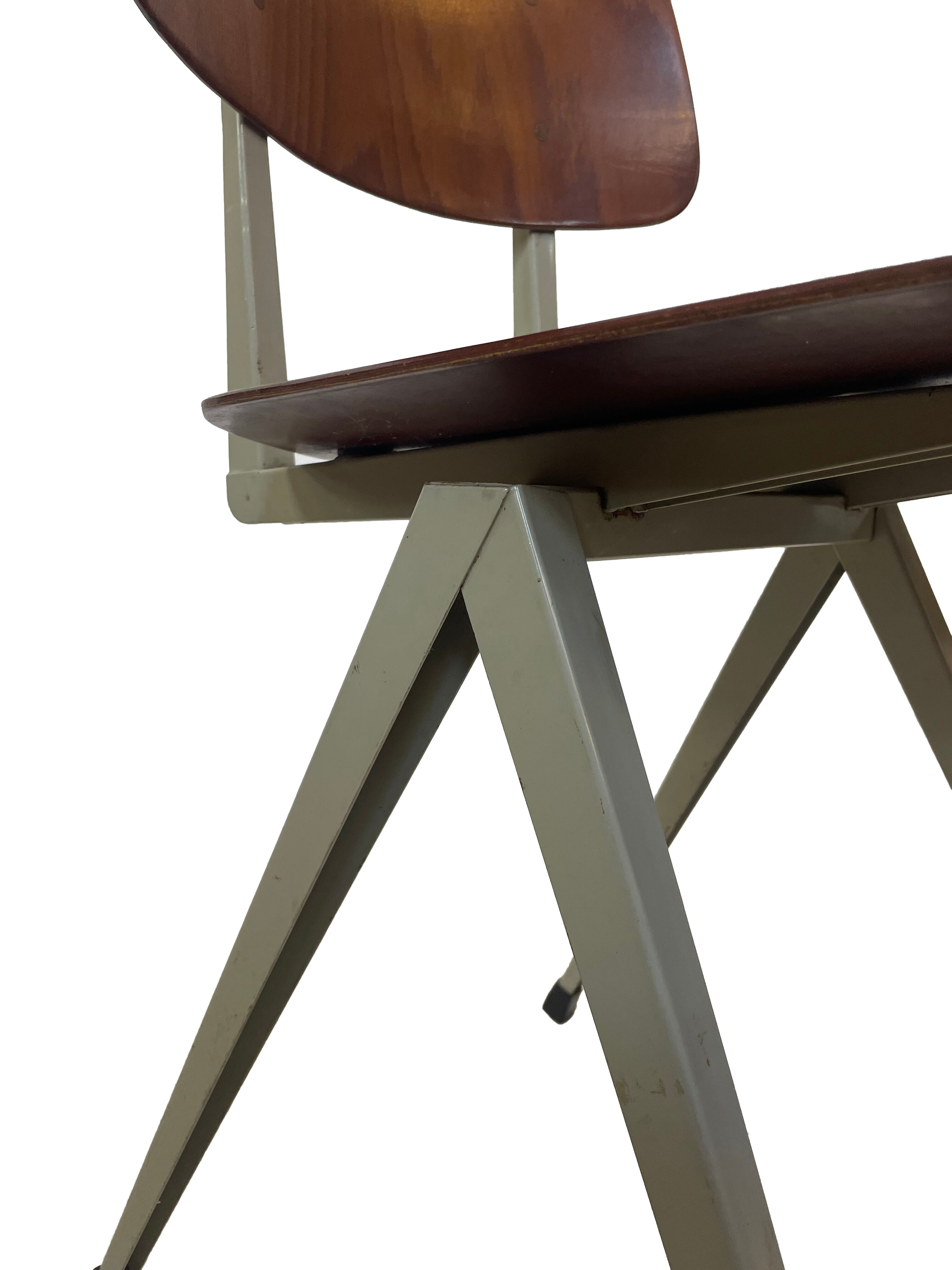 Industrial chair Galvanitas S16 Pagholz Netherlands 60's Design
