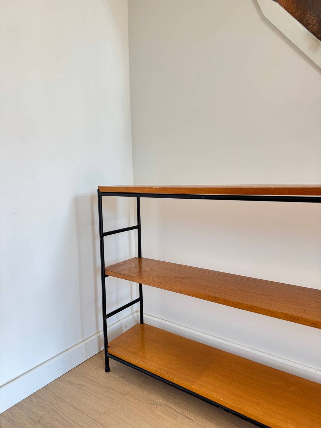 Étagère vintage bois et métal noir