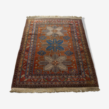 Carpet handmade Persian twentieth 134 x 205 cm