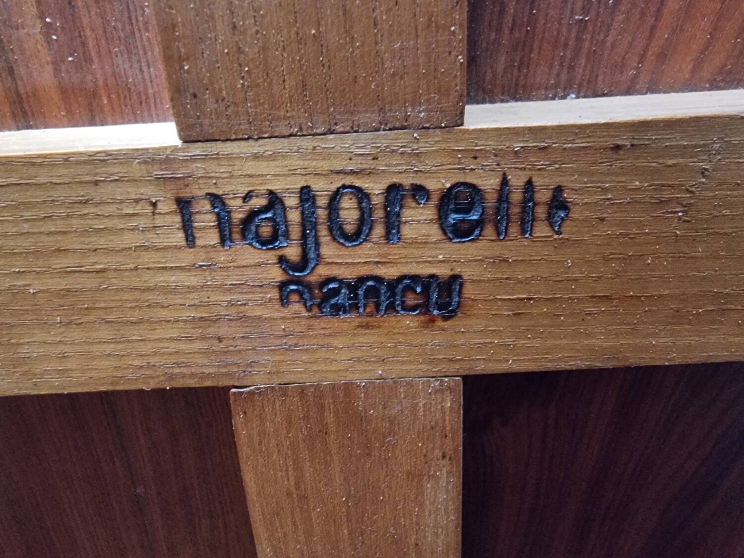 Large round coffee table Majorelle Nancy, double top (90 cm)