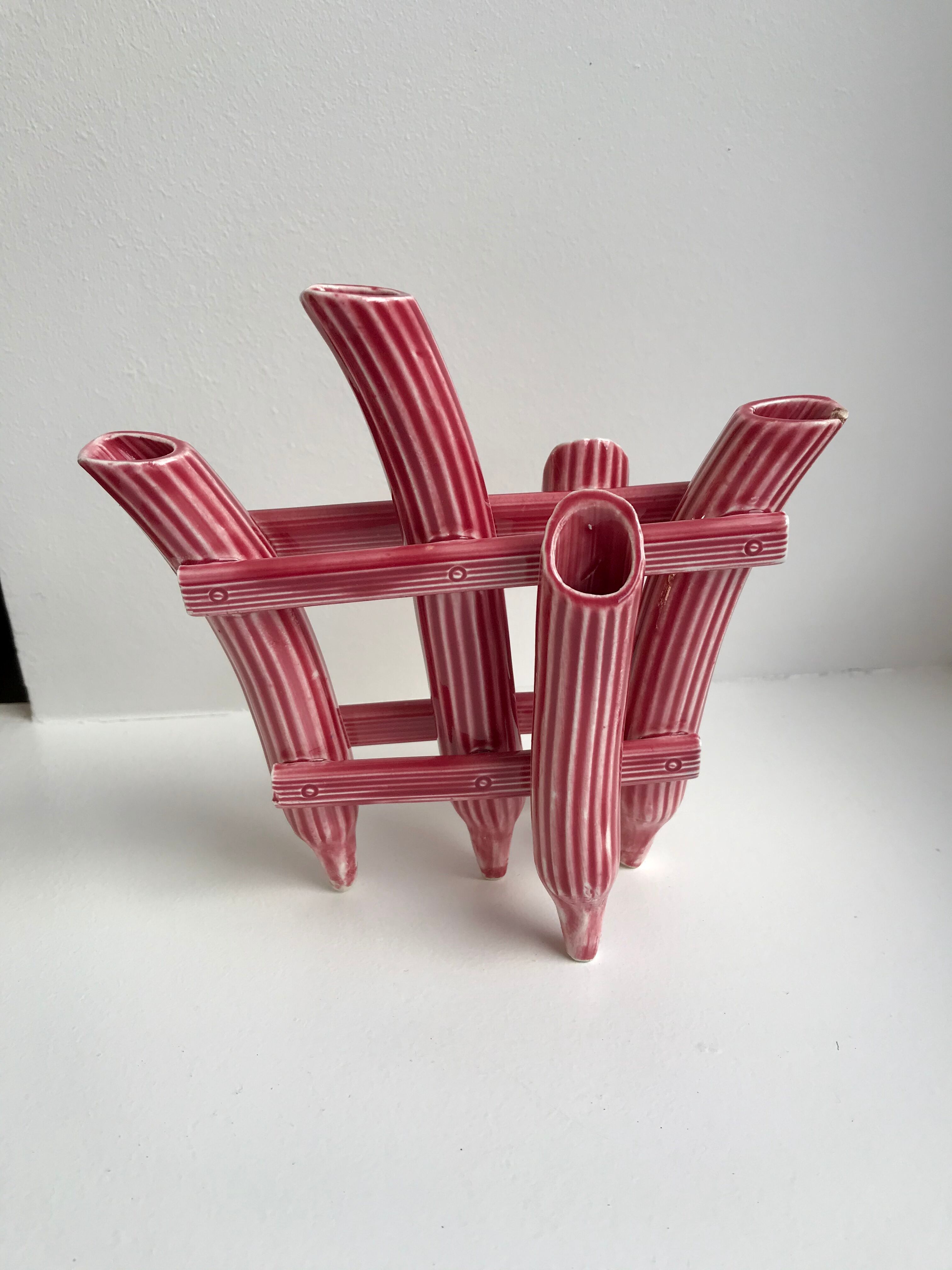 Soliflore en barbotine ancienne bambou rose années 50