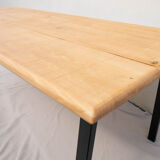 Farm table