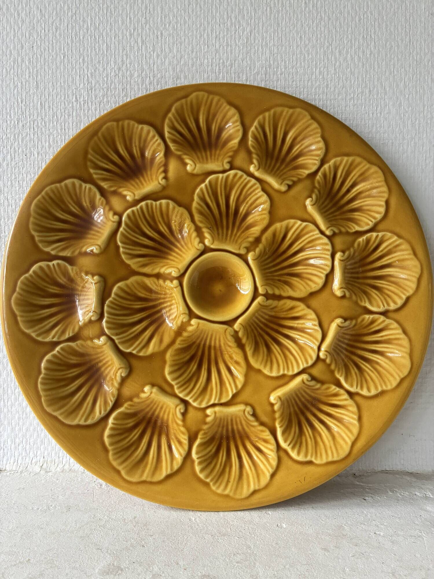 Large shell dish from the 1950s