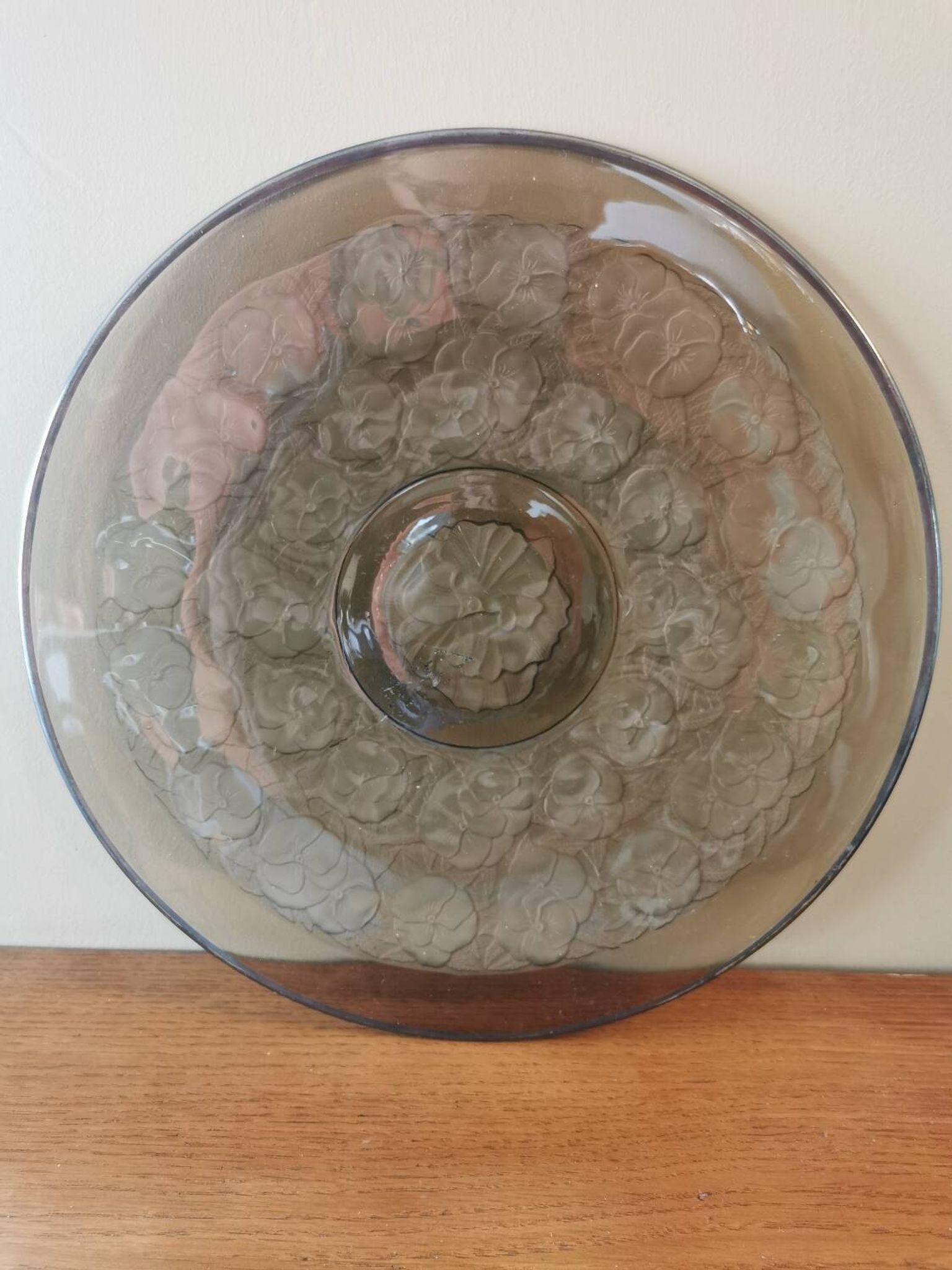 Suite de 12 assiettes et un plat art déco