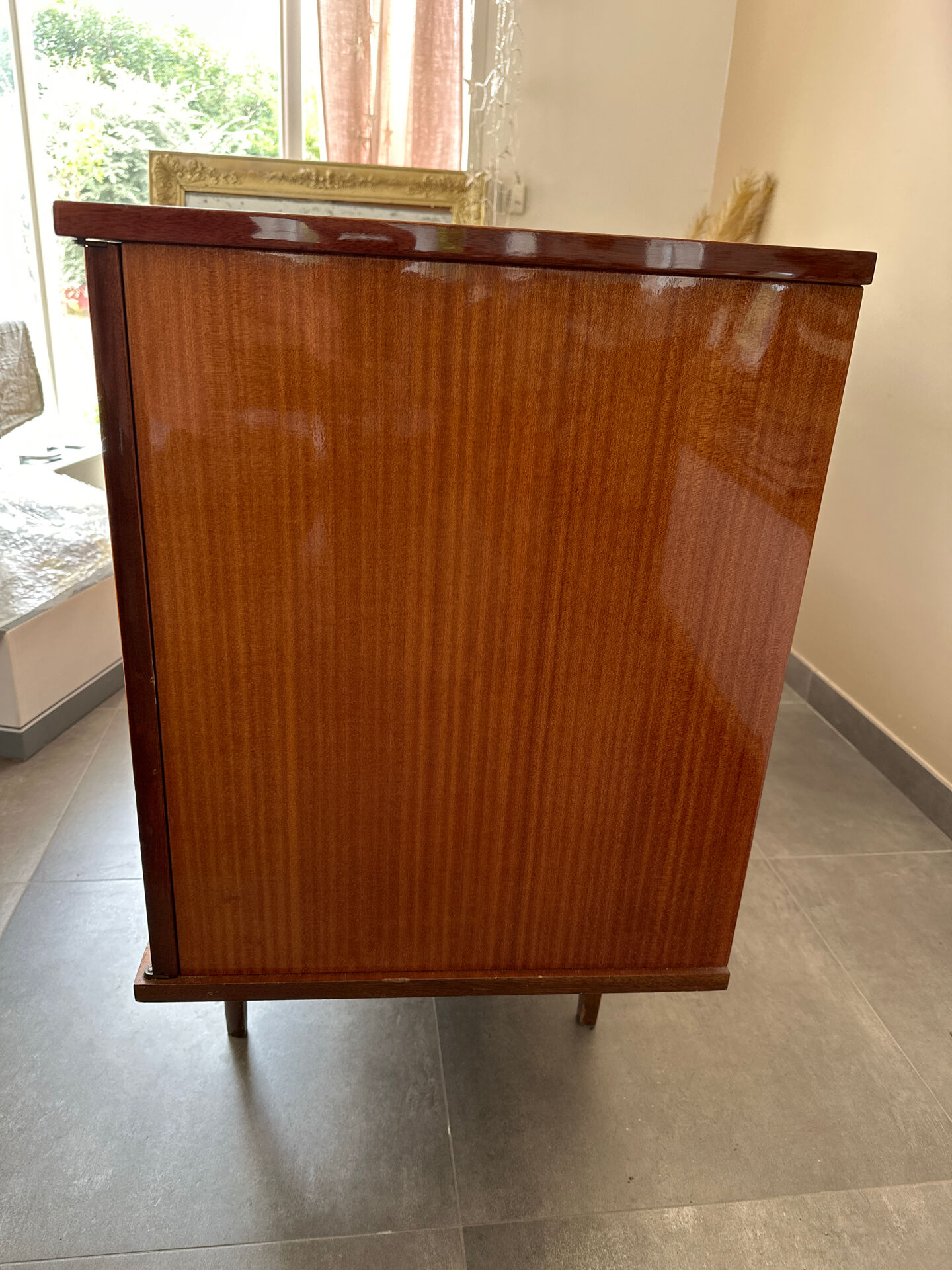1970s buffet