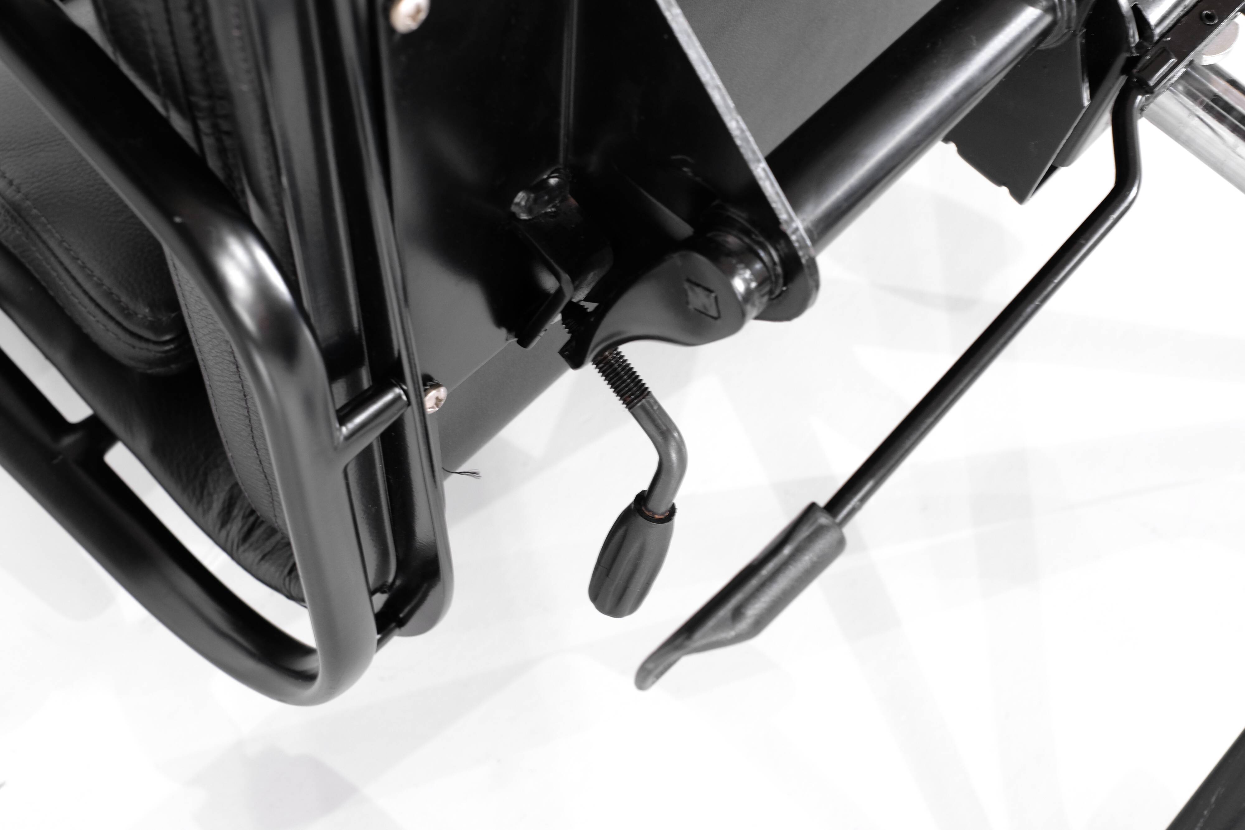 Soft Pad Chair "EA 219" Charles Ray Eames, USA 1969.