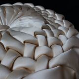 Round cushion in pleated satin fabric, diameter 39 cm