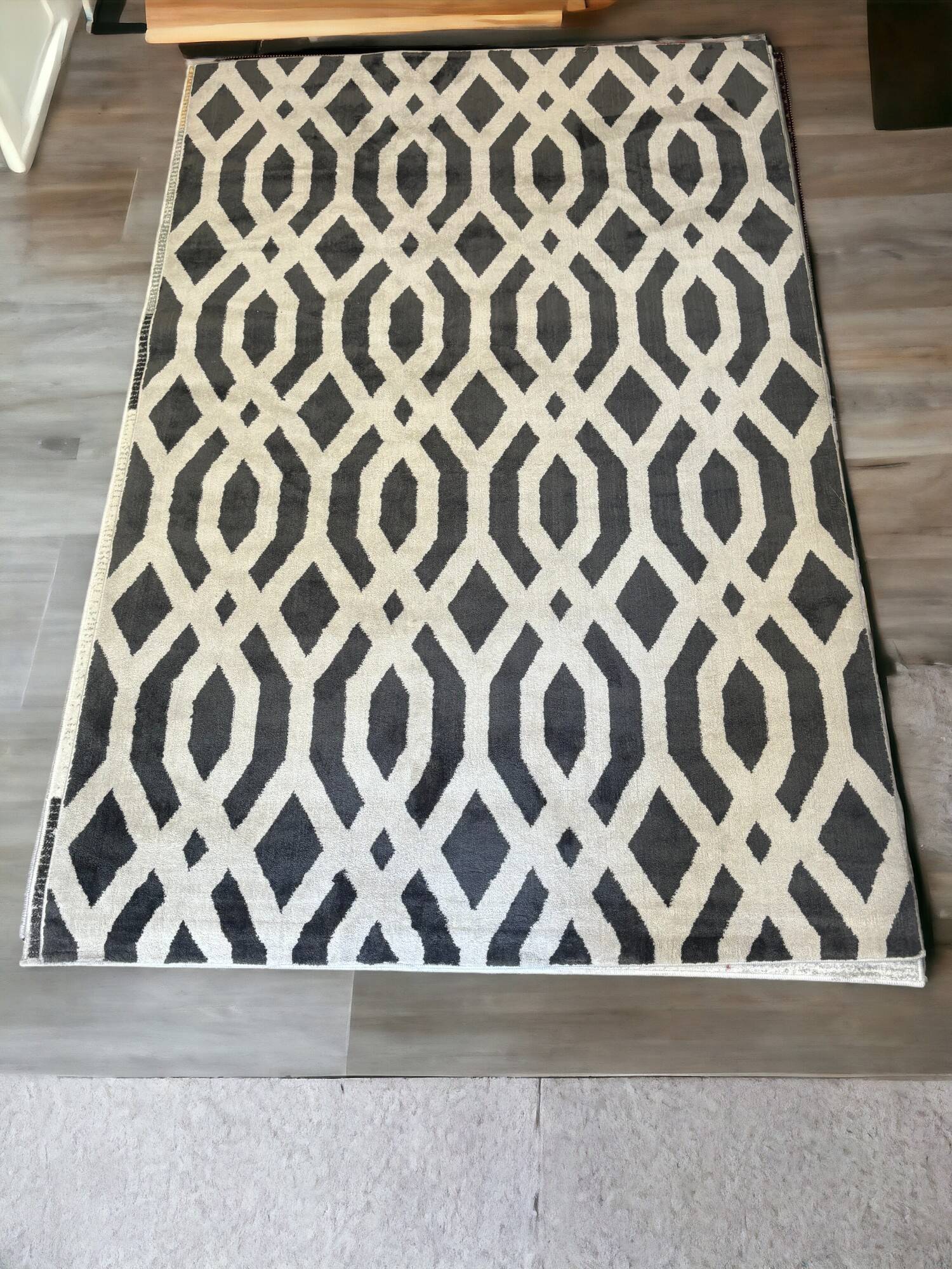 Two-tone home carpet