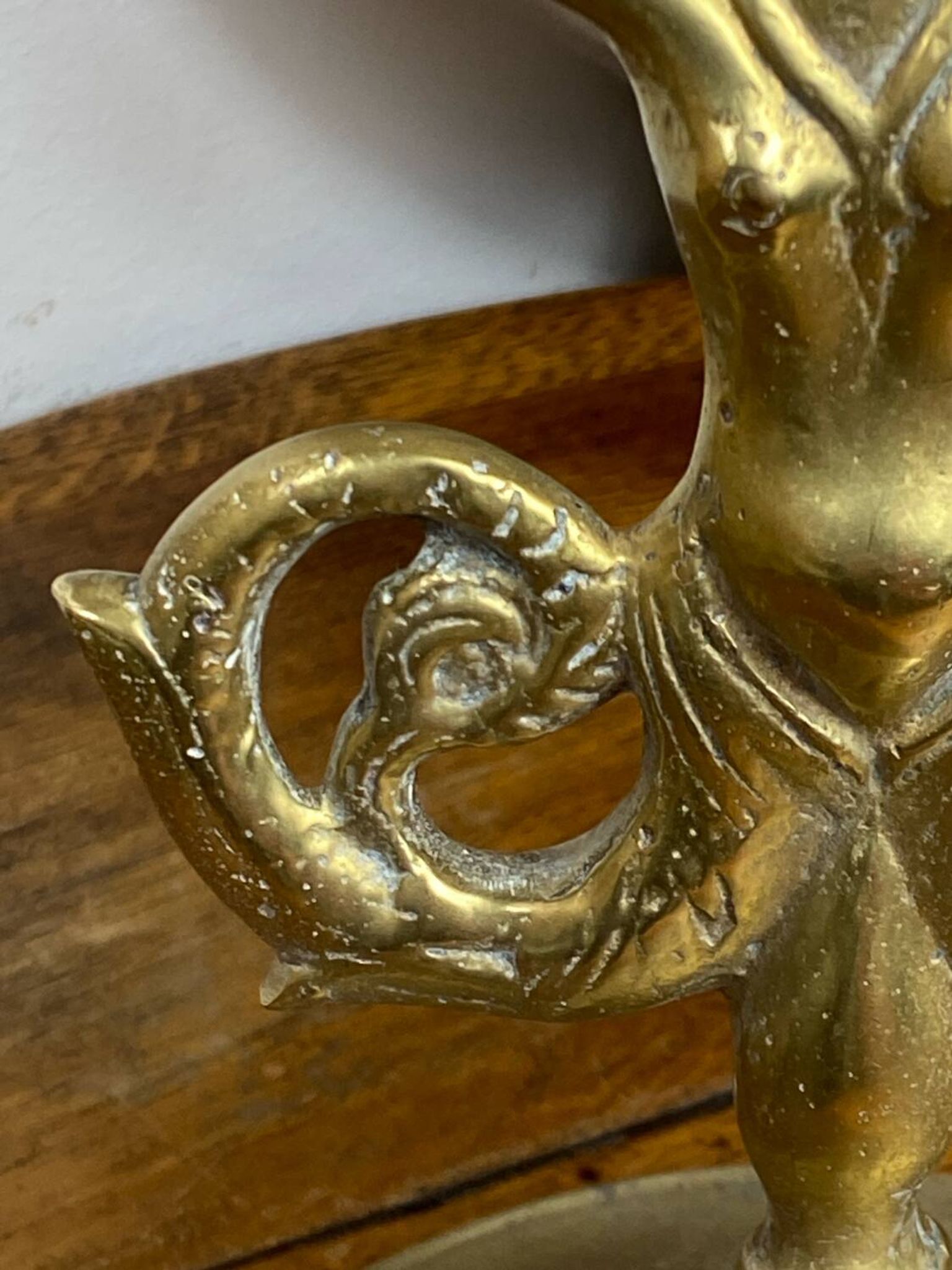 Chandelier, forme sirène, en bronze 