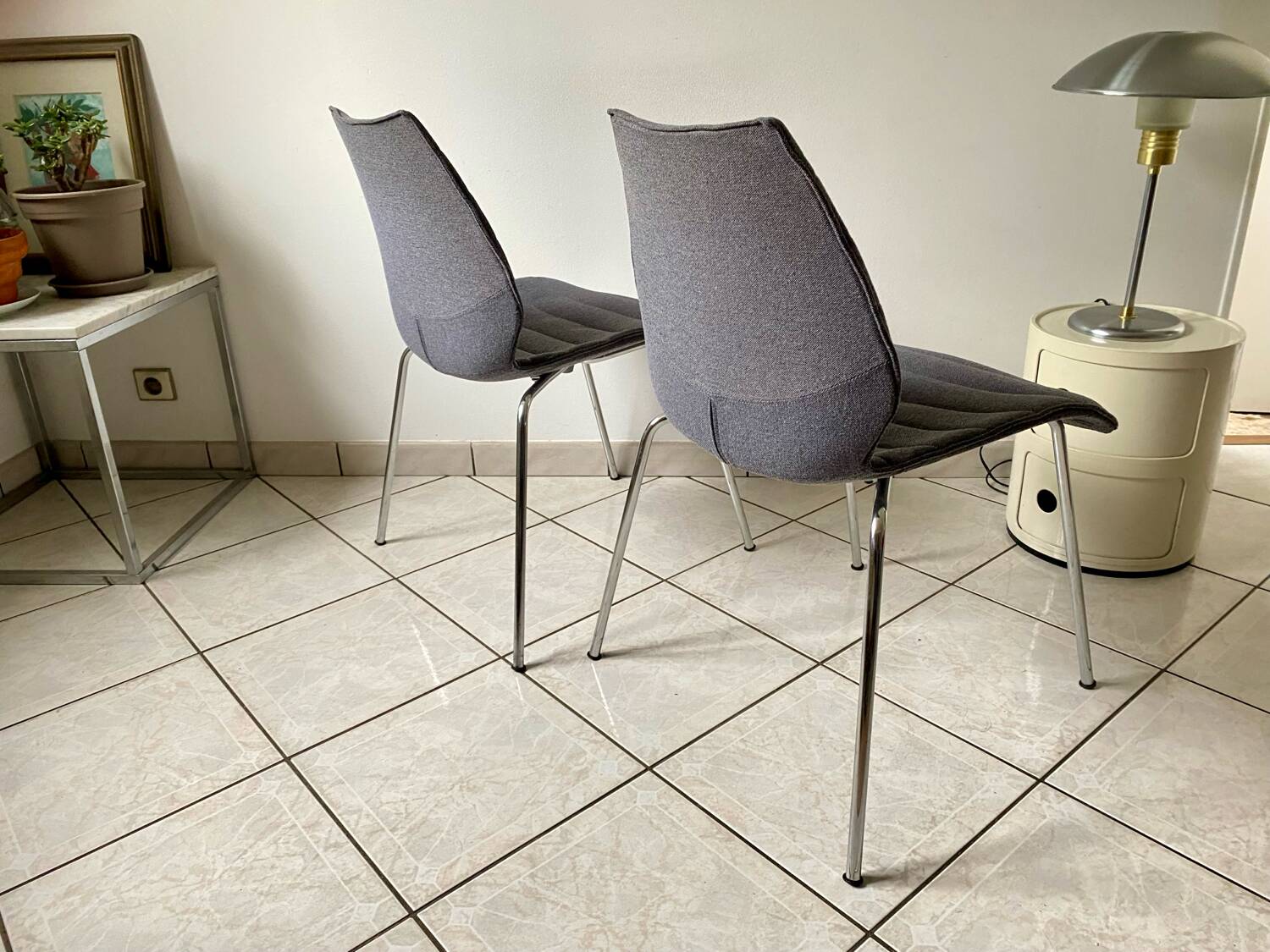 Pair of Kartell Mauï Soft grey chairs, designed by Vico Magistretti
