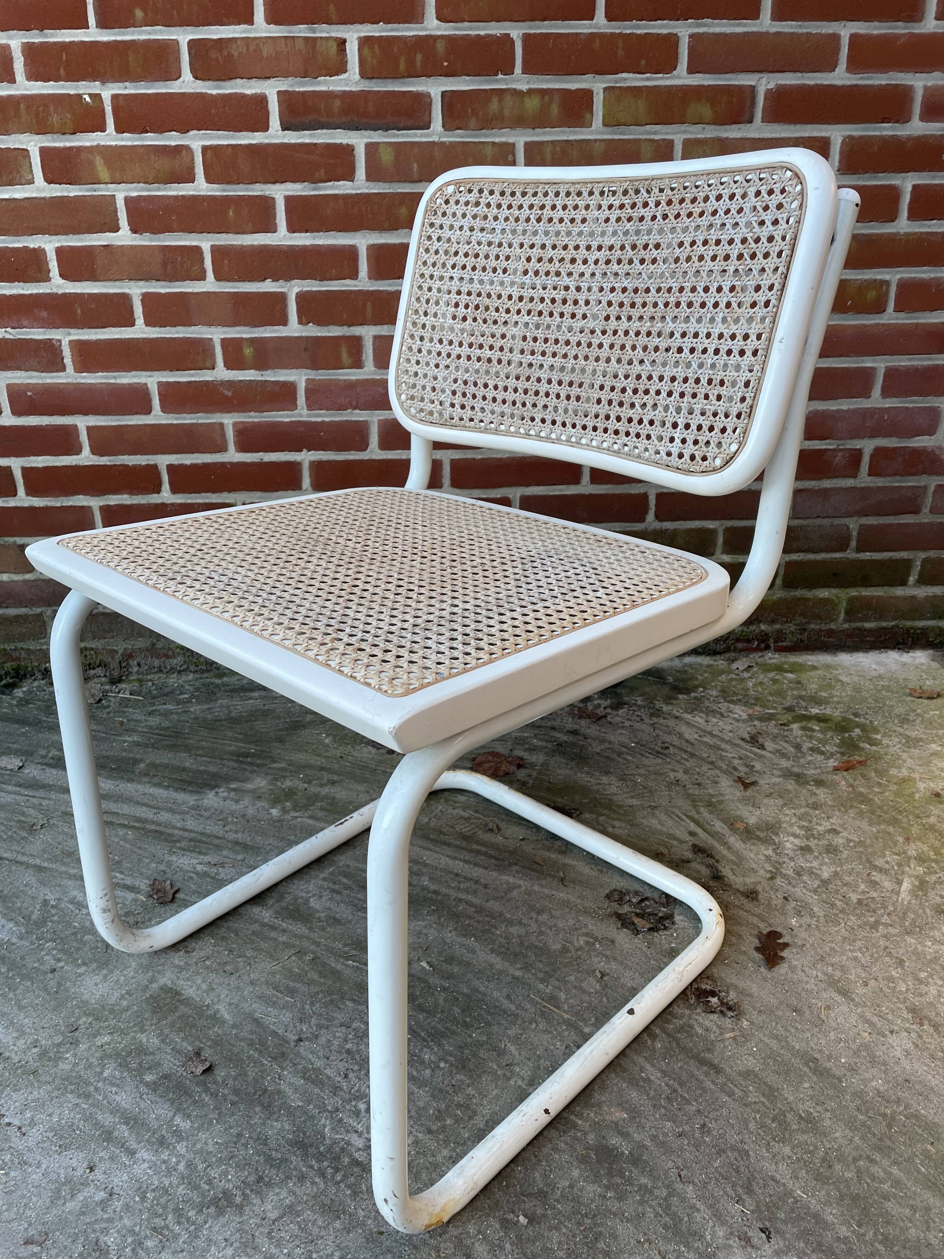 Cesca design chair b32 model white