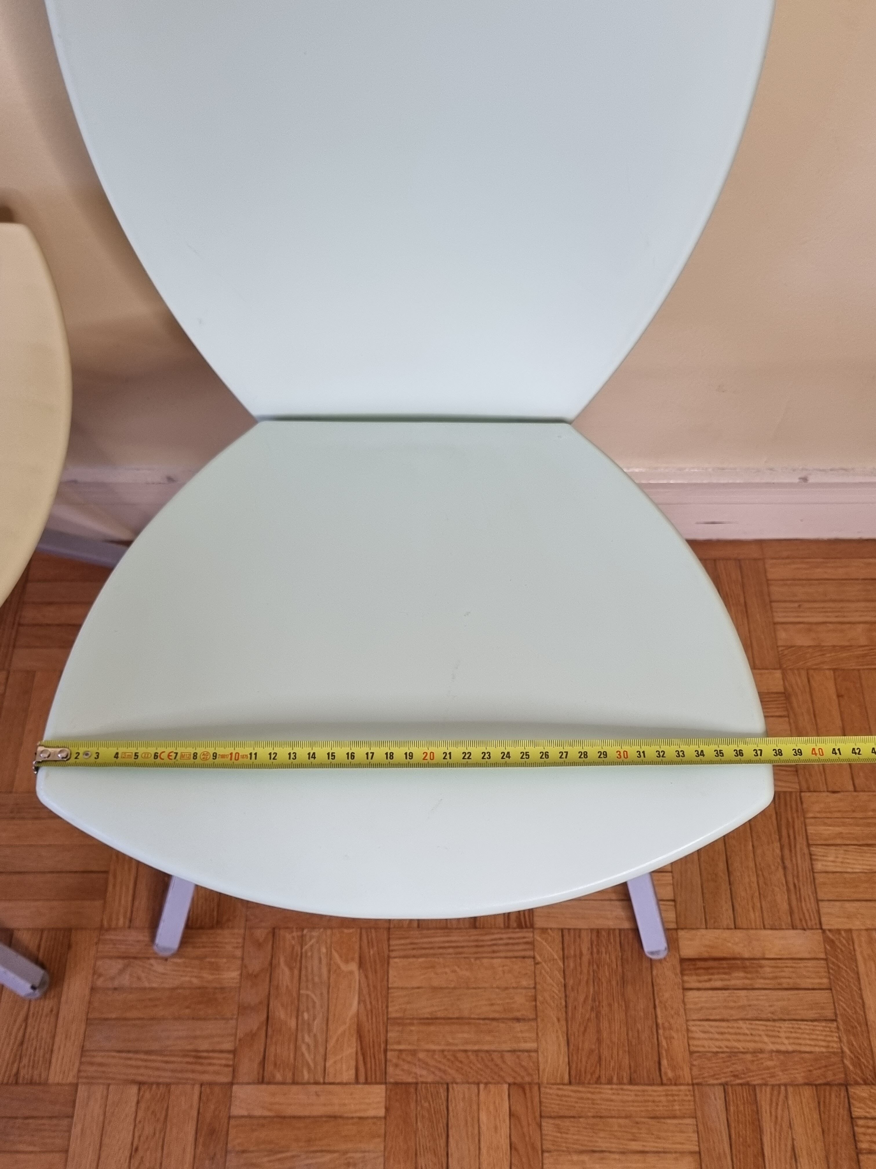 Pair of folding chairs viva, italian design, lucci orlandini for calligaris