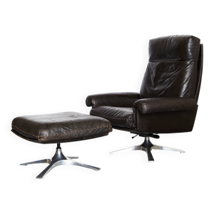 Fauteuil et repose-pieds