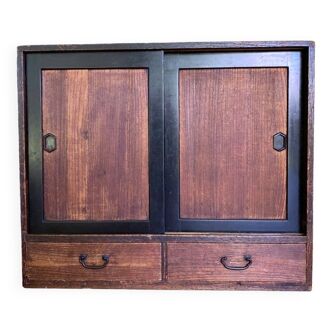 Commode japonaise