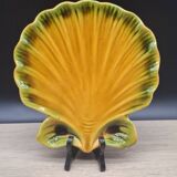 Vallauris dish with scallops and barbotine