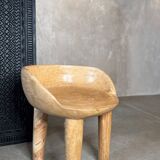 Chaise en bois massif