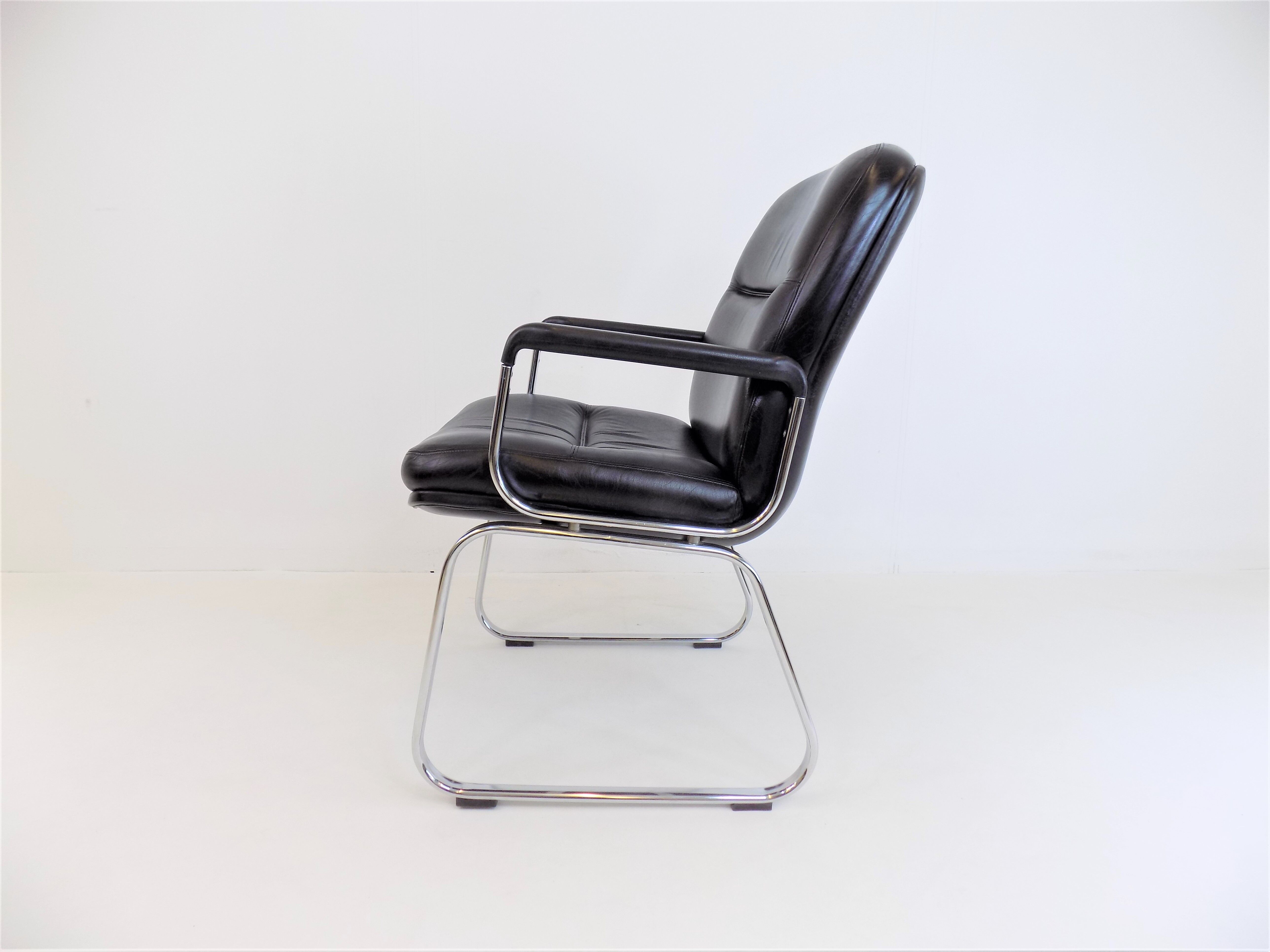 Set of 4 leather office chairs by Grahl