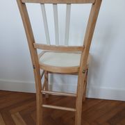 Chaise bois relookée beige porcelaine
