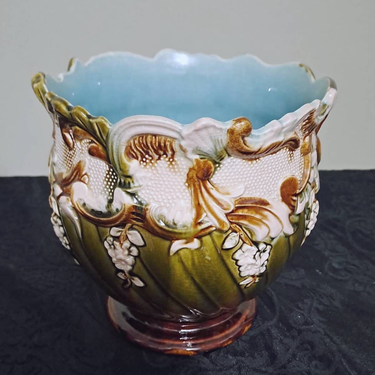 Majolica slip pot cover, height 20cm