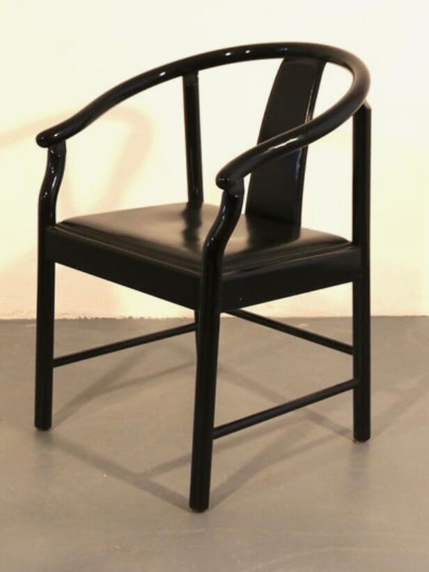 Set of 5 black lacquered leather dining chairs similar to China Chair Wegner