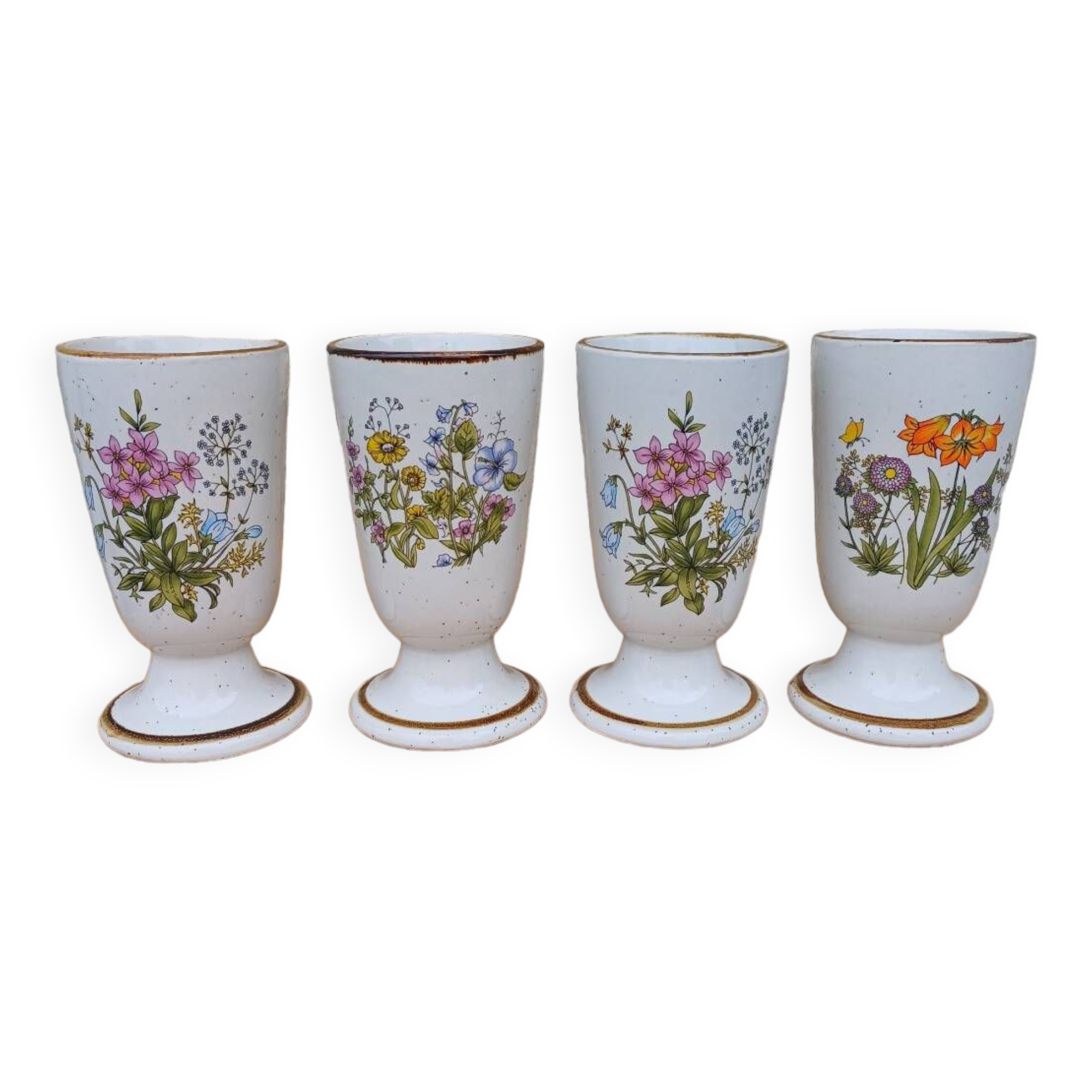 4 tasses Corée années 70