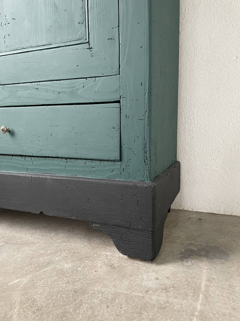 Green hosiery cabinet