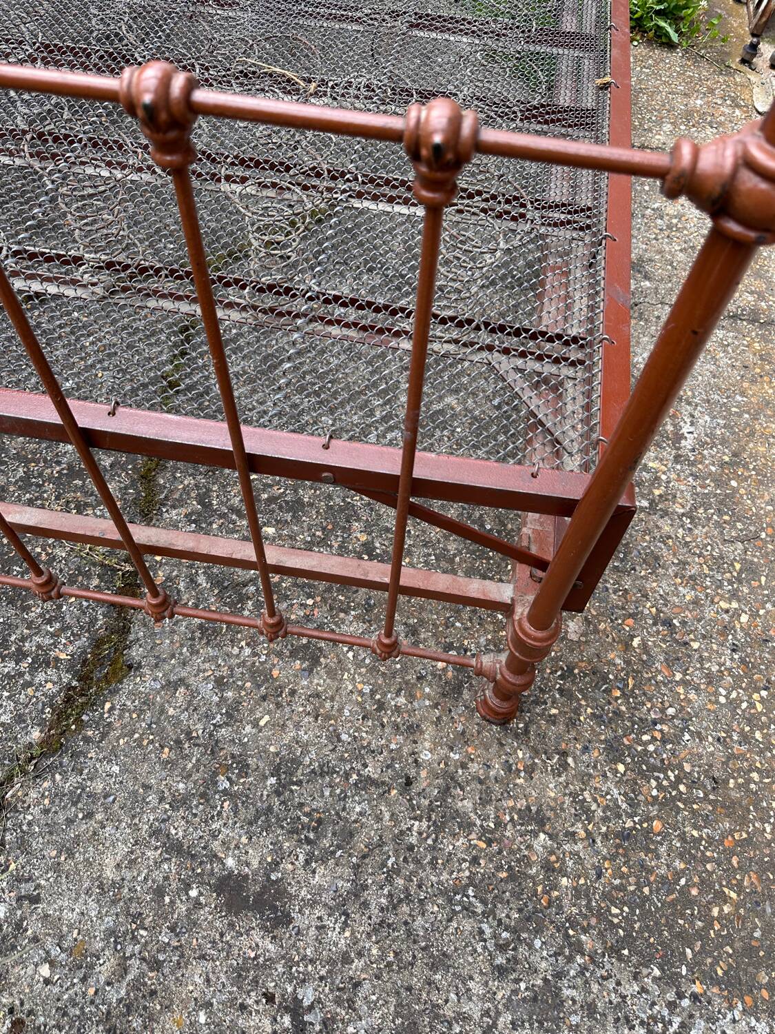 Metal bed with box spring