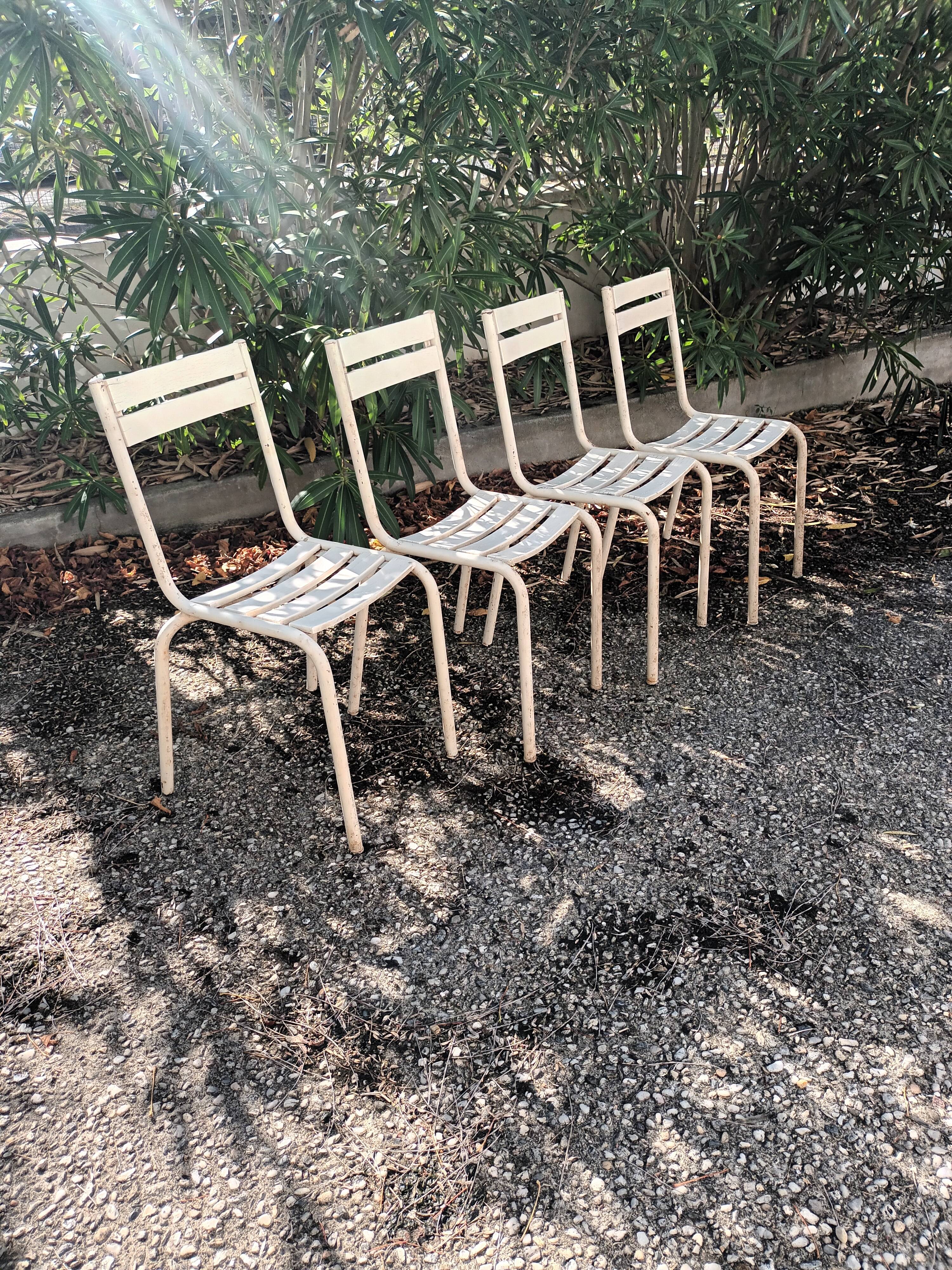 4 chaises bistrot vintage