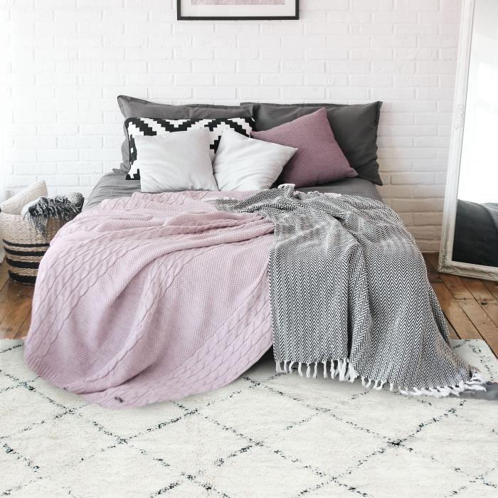 Berber style cotton carpet 120X170 cm