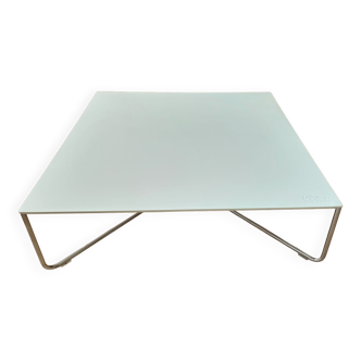 Artifort Diva coffee table