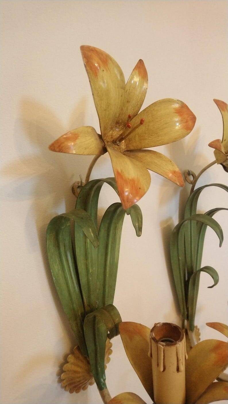 Floral single-arm wall lights, wall sconces, toleware, French vintage enamel.