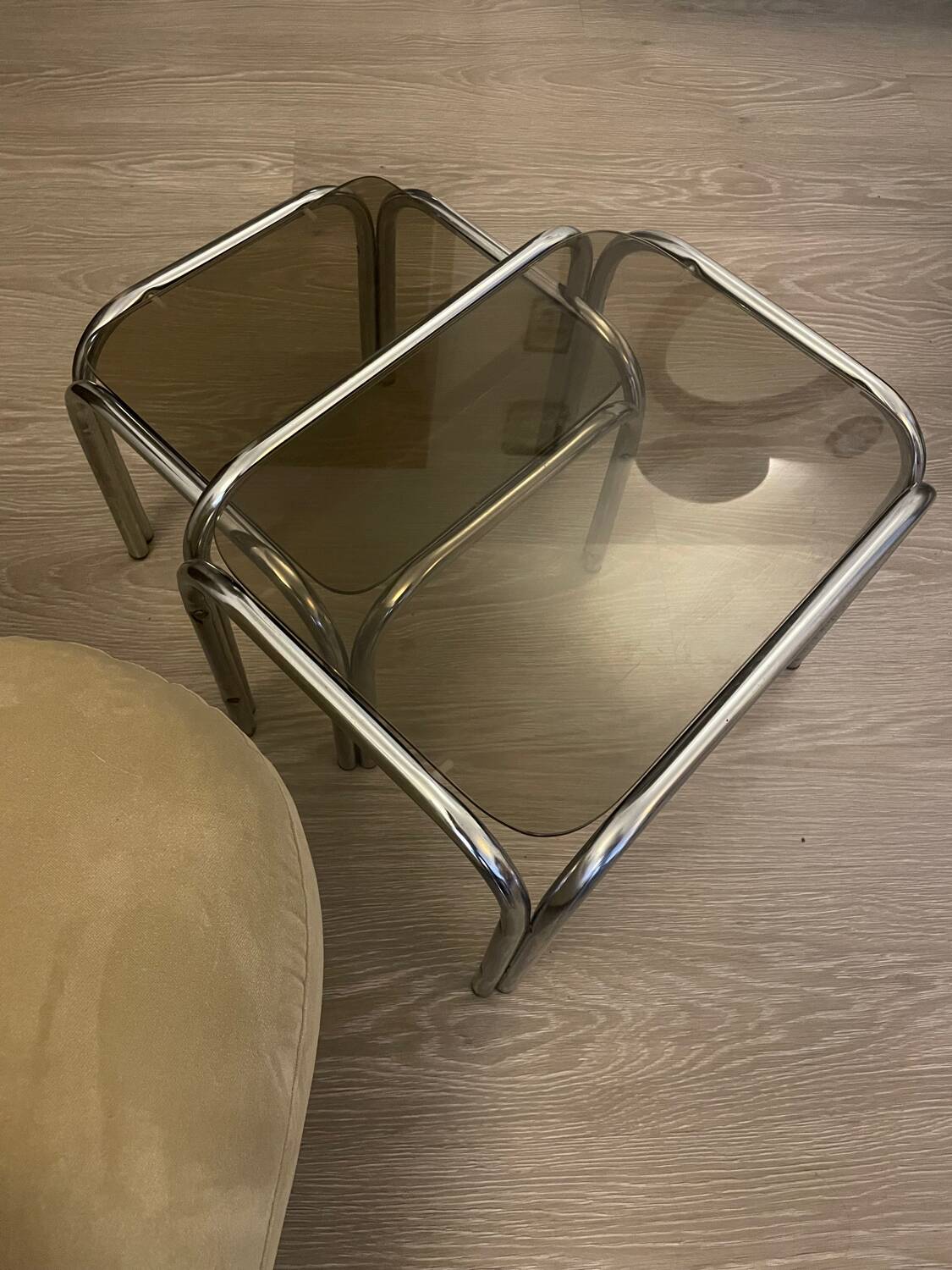 Table gigognes en chrome et verre fumé, 1970s, set de 2