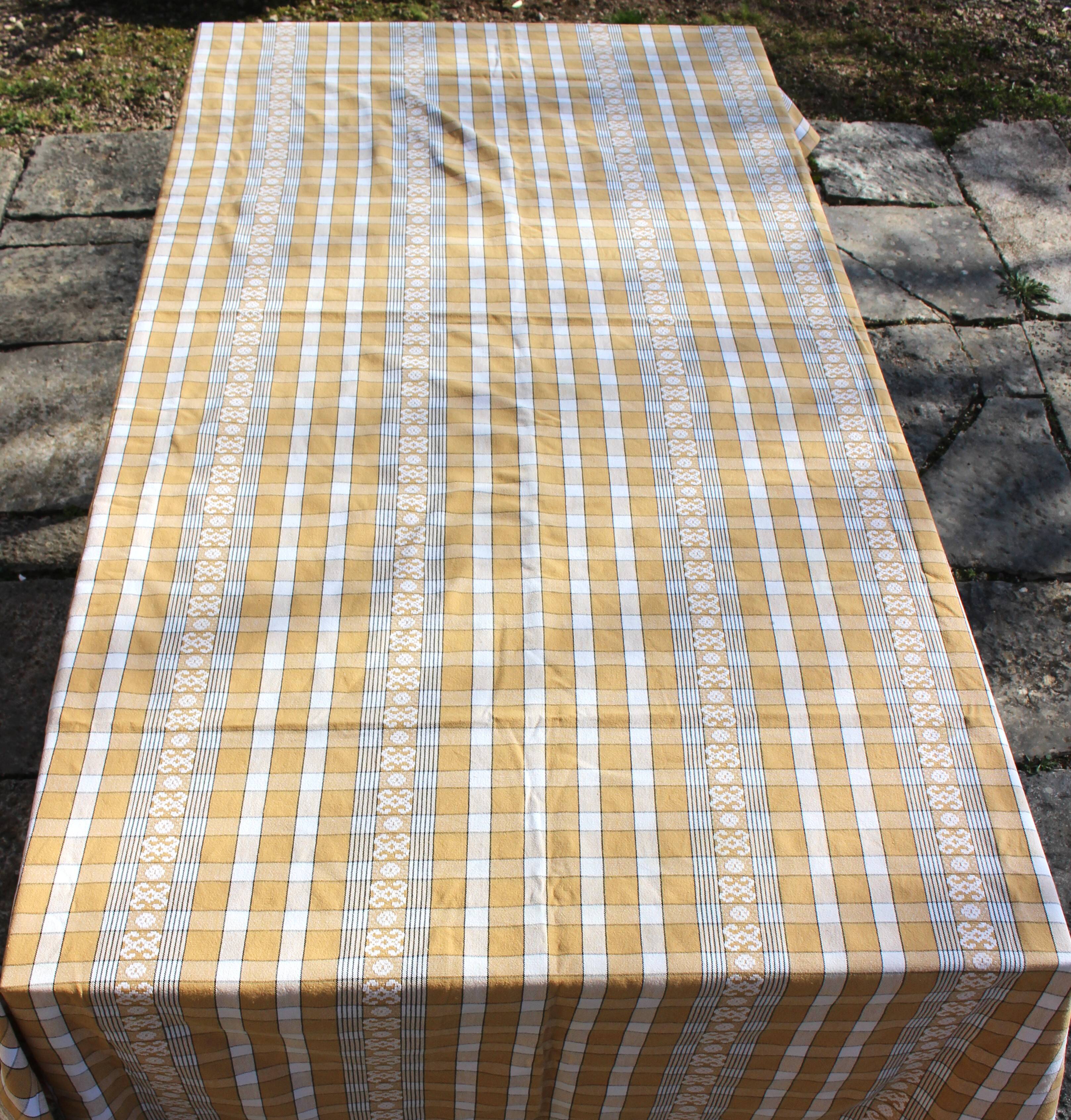 Beige vintage checkered rectangular tablecloth