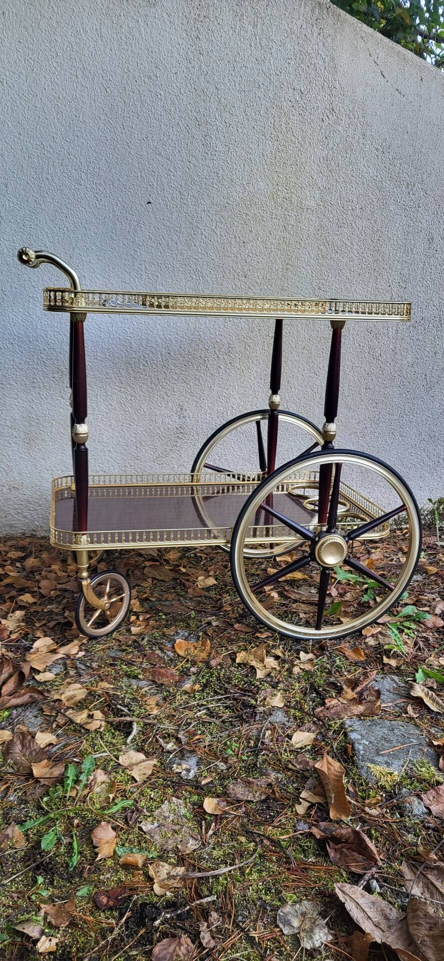 Rolling service trolley