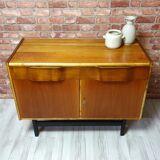 Refurbished neat retro chest of drawers, vintage, Poland, 60s