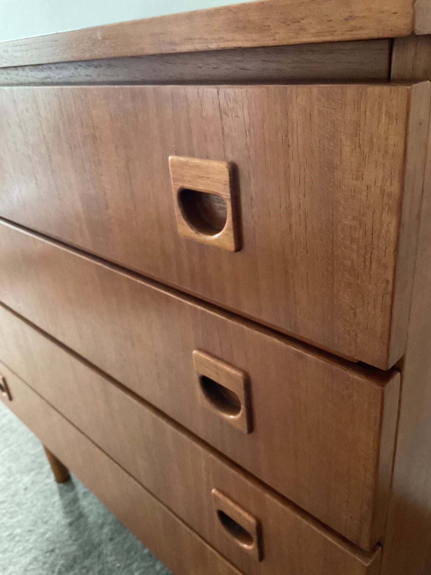 Scandinavian chest of drawers from the 60s in teak