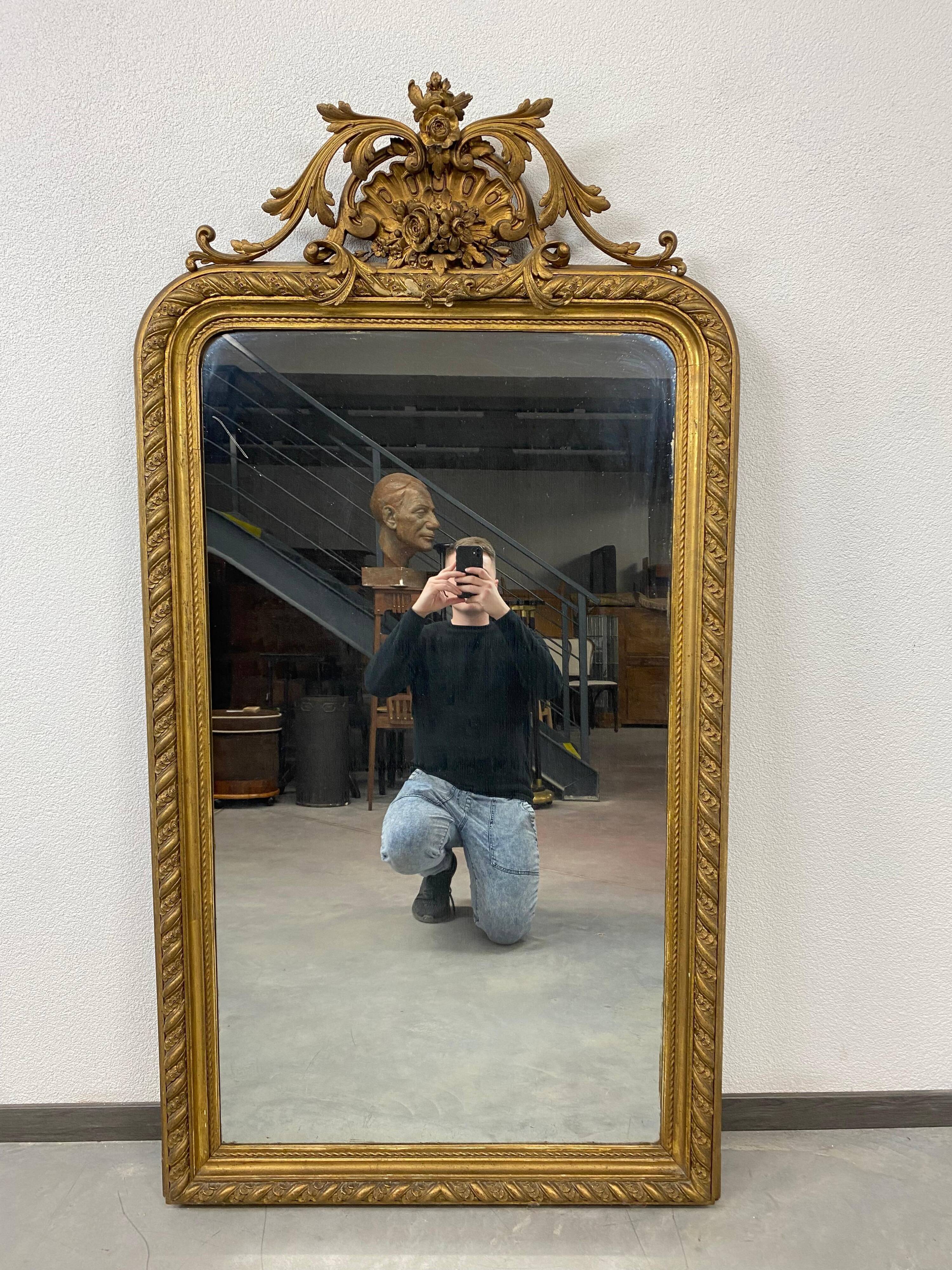 Large Rococo-style wall mirror, around 1850.
