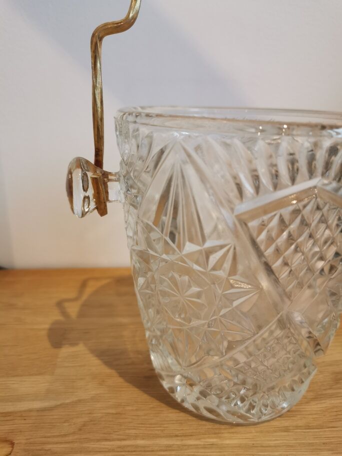 Glass ice bucket