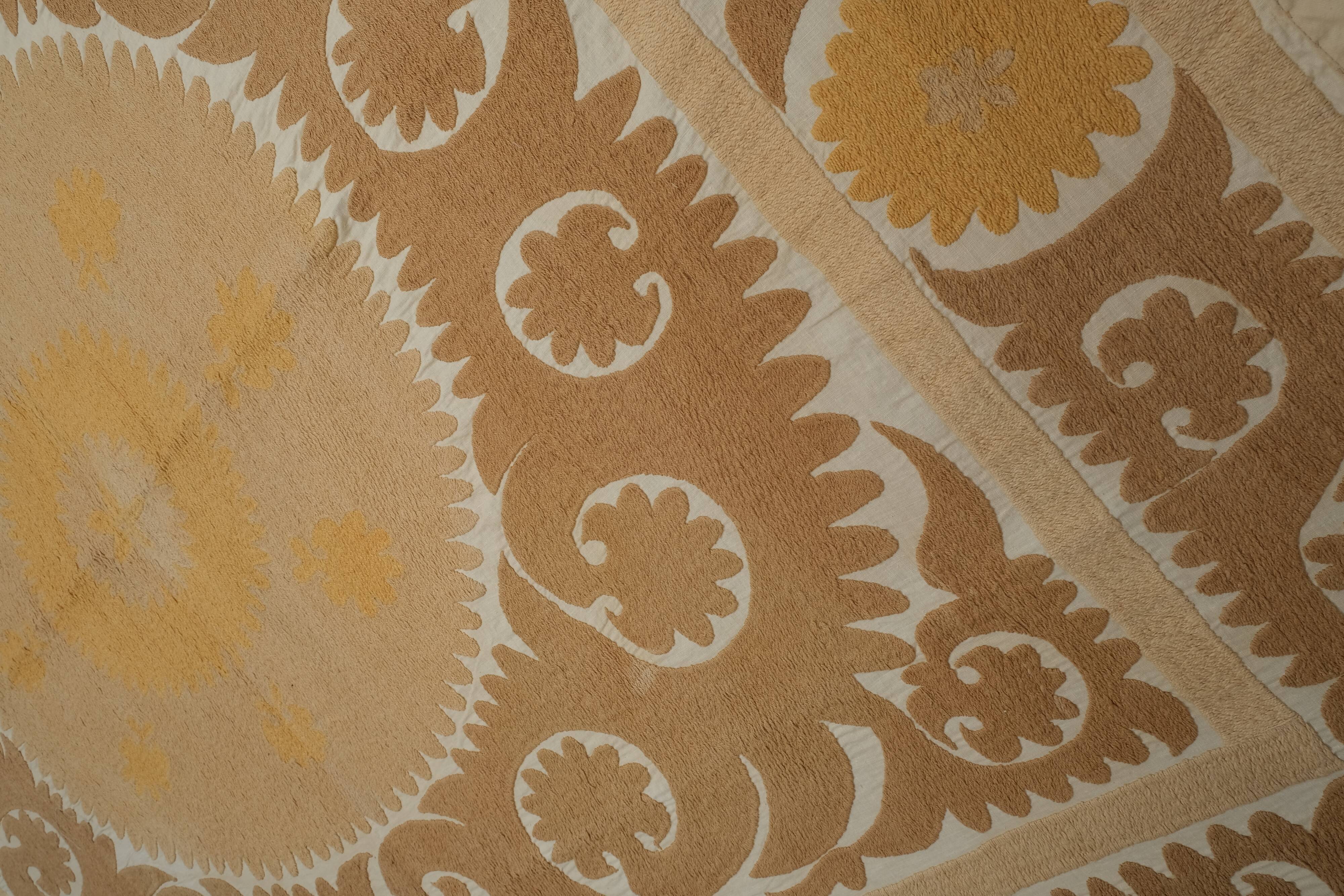 Suzani tapestry 153x153 cm