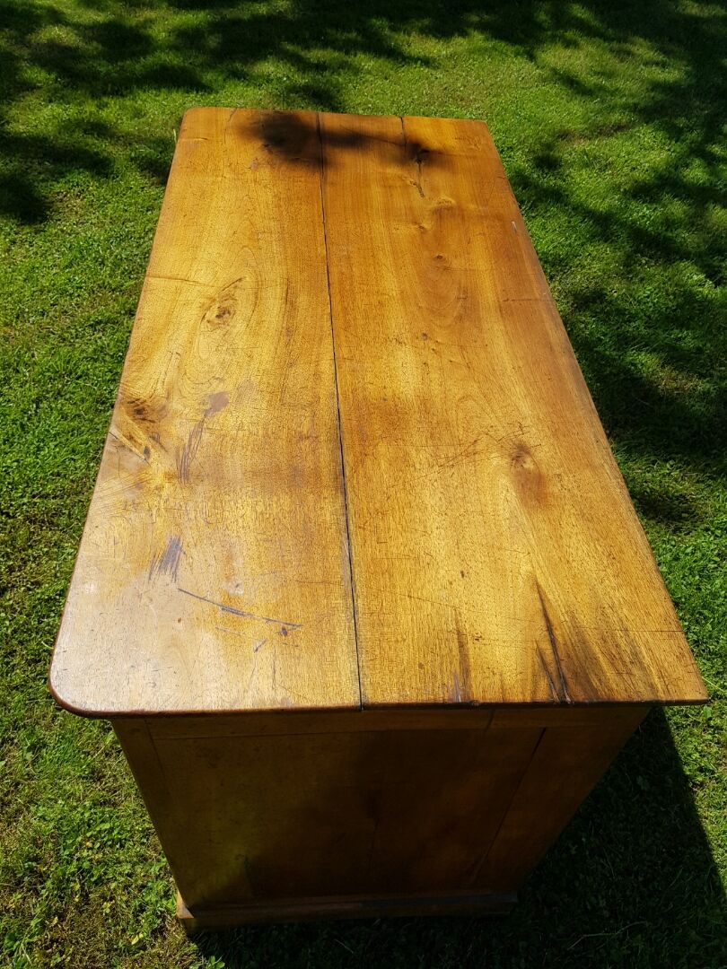 Commodity in walnut restoration era