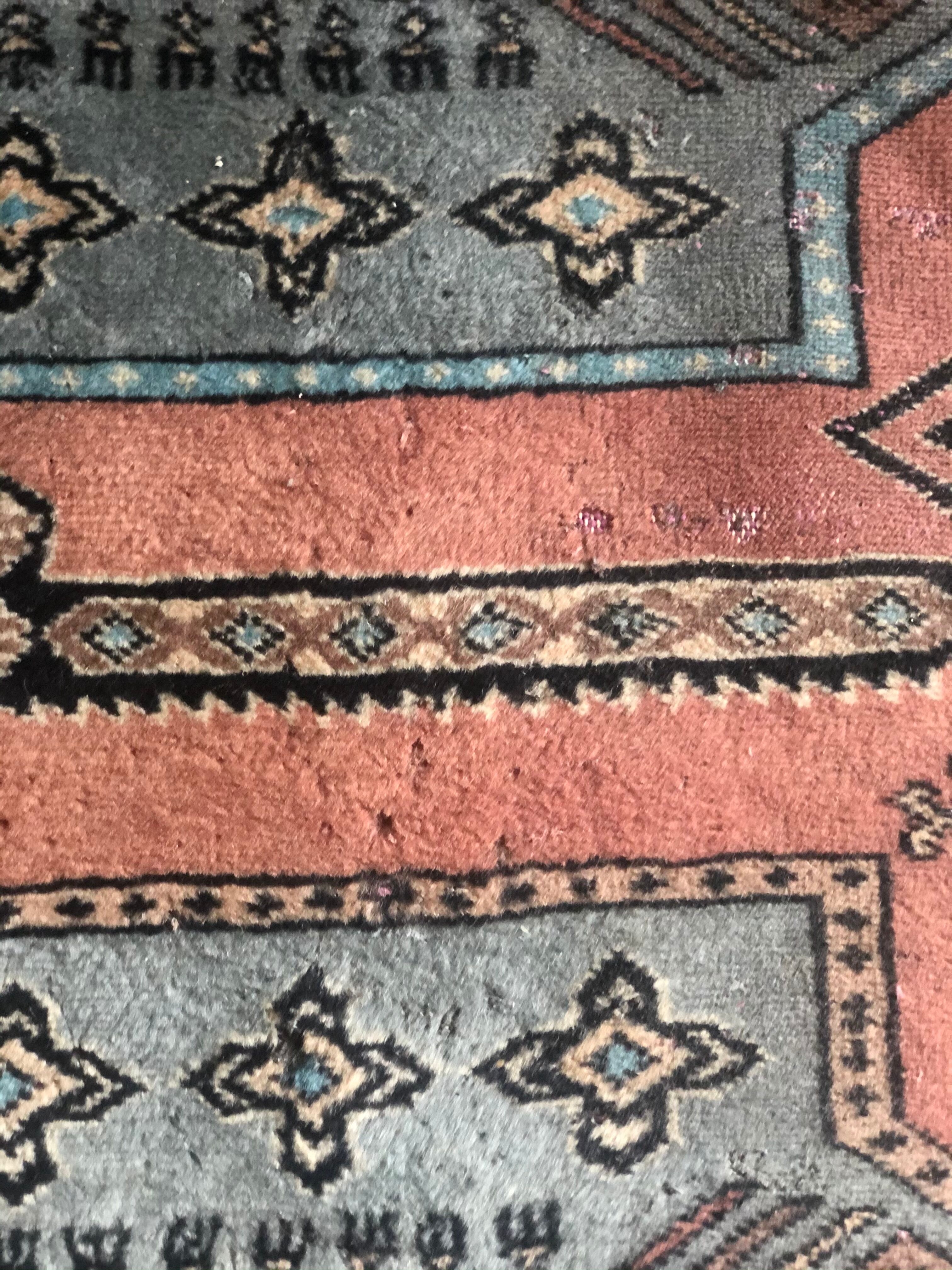 Vintage wool oriental rug - 245x157cm