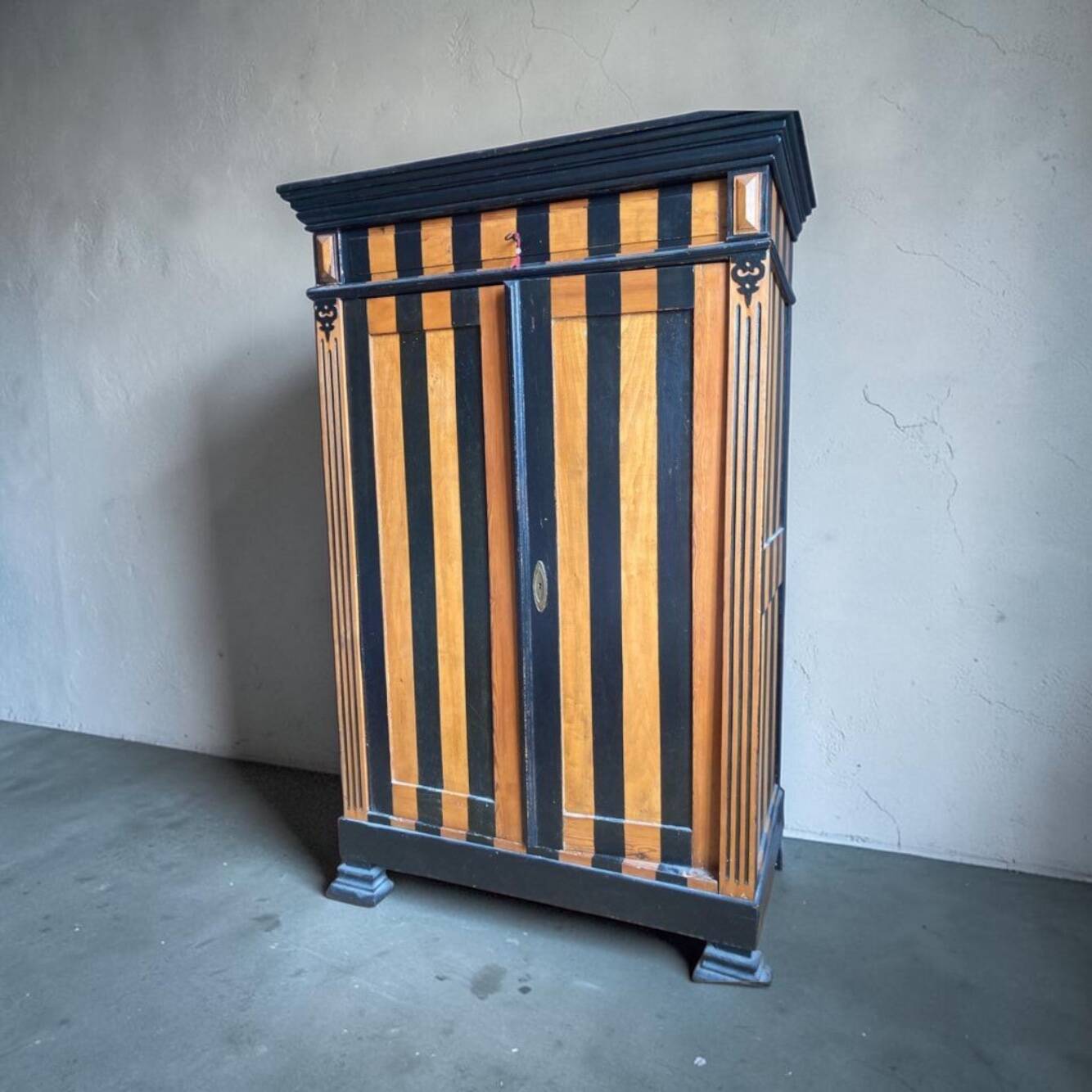 Antique Parisian wardrobe with graphic stripes – H180 cm