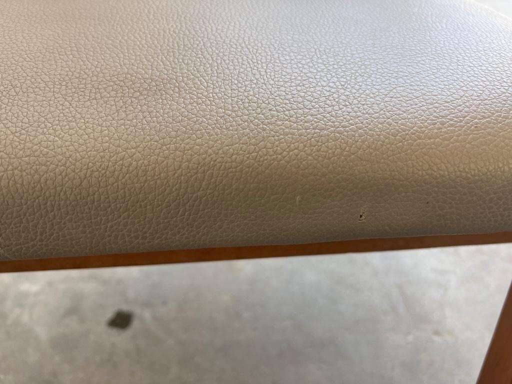 Suite de 2 fauteuils vintage / assises simples / assises club