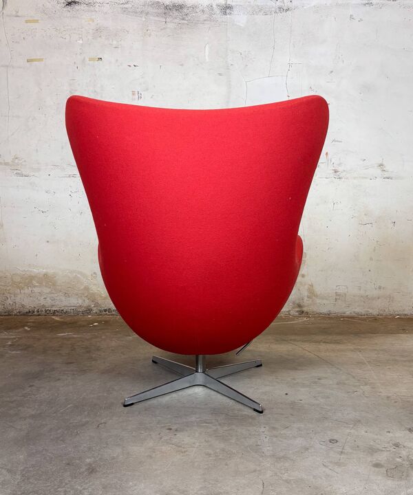 Fauteuil Egg Lounge Fritz Hansen Tissu Arne Jacobsen – Rouge – Fauteuil design,